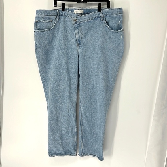 Abercrombie & Fitch 90’s high rise straight curve love jeans 22 short - Picture 1 of 6